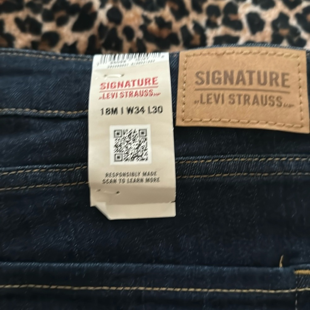womans skinny jeans